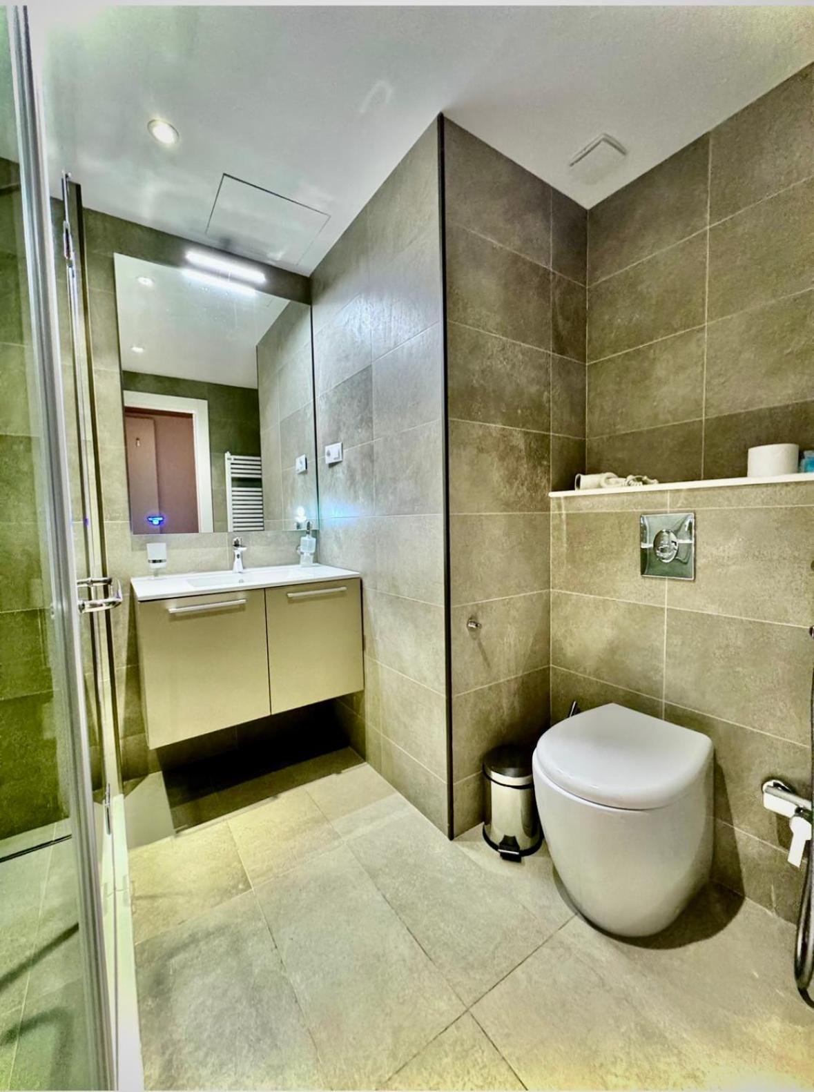 Sunshine Apartments Batumi Bagian luar foto